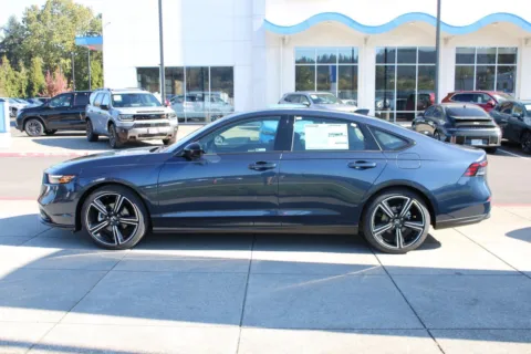 Photos of 2026 Honda Accord SE for sale in Gladstone, OR at Honda of Gladstone