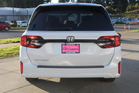More photos of 2026 Honda Odyssey EX-L at Honda of Gladstone, OR
