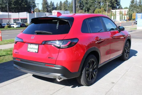 More photos of 2027 Honda HR-V Sport at Honda of Gladstone, OR