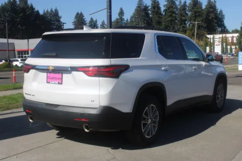 More photos of 2023 Chevrolet Traverse LT Cloth at Honda of Gladstone, OR