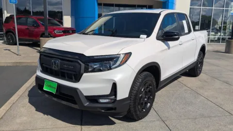 Photos of 2025 Honda Ridgeline TrailSport+ for sale in Gladstone, OR at Honda of Gladstone