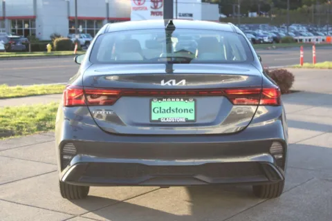 More photos of 2023 Kia Forte LXS at Honda of Gladstone, OR