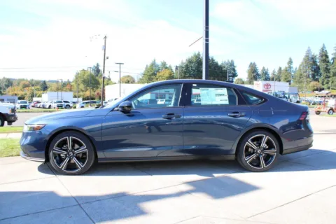 Photos of 2026 Honda Accord Sedan SE for sale in Gladstone, OR at Honda of Gladstone