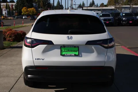 More photos of 2027 Honda HR-V LX at Honda of Gladstone, OR
