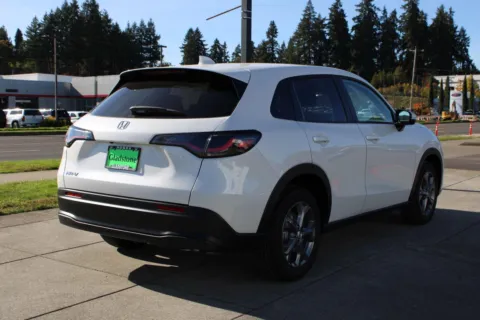 More photos of 2027 Honda HR-V LX at Honda of Gladstone, OR