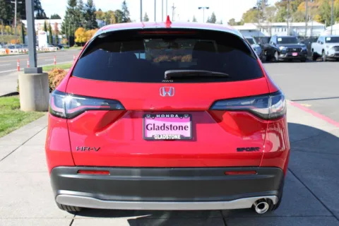 More photos of 2027 Honda HR-V Sport at Honda of Gladstone, OR