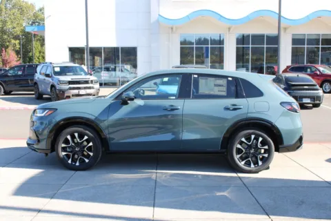 Photos of 2027 Honda HR-V EX-L for sale in Gladstone, OR at Honda of Gladstone