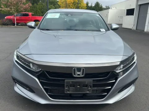 More photos of 2019 Honda Accord Sport at Honda of Gladstone, OR