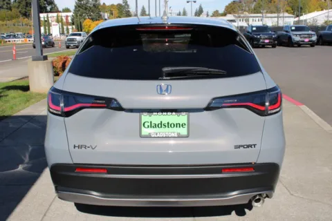 More photos of 2027 Honda HR-V Sport at Honda of Gladstone, OR