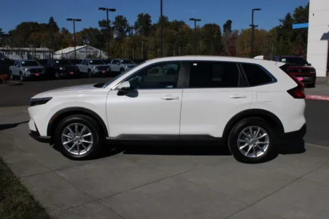 Photos of 2026 Honda CR-V EX for sale in Gladstone, OR at Honda of Gladstone