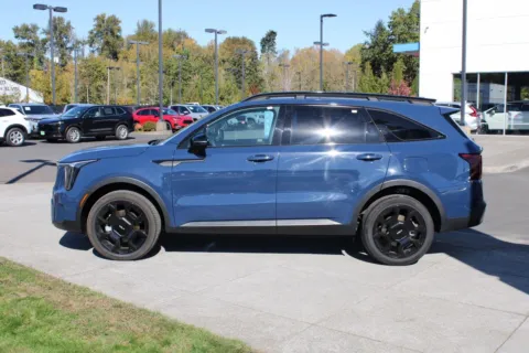 Photos of 2024 Kia Sorento X-Line SX for sale in Gladstone, OR at Honda of Gladstone