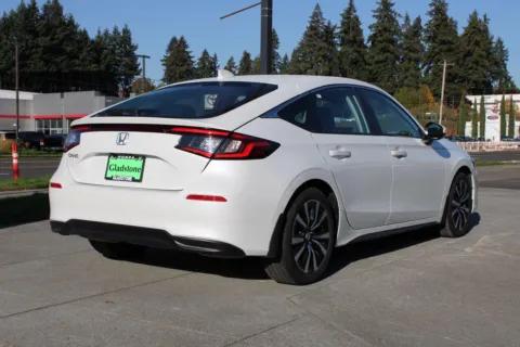 More photos of 2024 Honda Civic EX-L at Honda of Gladstone, OR