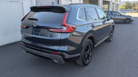 More photos of 2024 Honda CR-V Hybrid Sport at Honda of Gladstone, OR