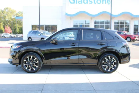 Photos of 2026 Honda HR-V EX-L for sale in Gladstone, OR at Honda of Gladstone
