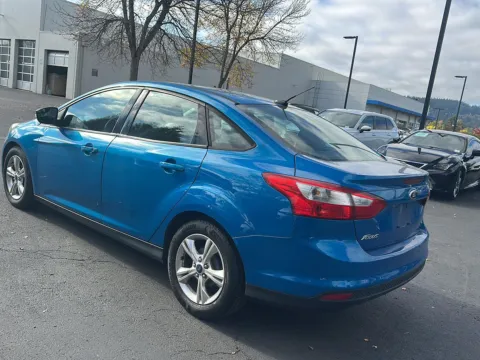 Photos of 2014 Ford Focus SE for sale in Gladstone, OR at Honda of Gladstone