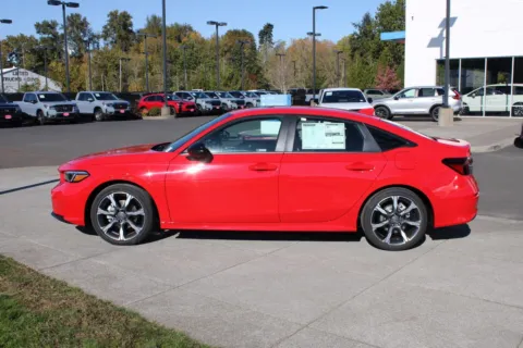 Photos of 2026 Honda Civic Hybrid Sport Touring for sale in Gladstone, OR at Honda of Gladstone
