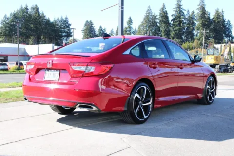 More photos of 2021 Honda Accord Sport at Honda of Gladstone, OR