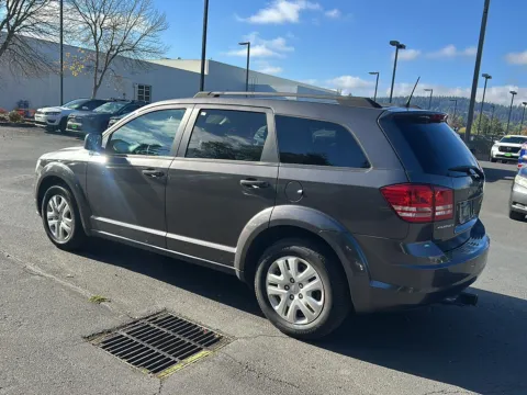 Another view of 2020 Dodge Journey SE Value for sale in Gladstone, OR at Honda of Gladstone