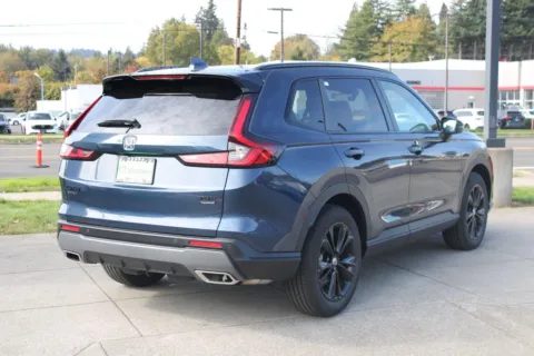 More photos of 2027 Honda CR-V Hybrid Sport Touring at Honda of Gladstone, OR