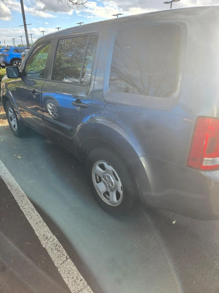 Gray 2013 Honda Pilot LX for sale in Gladstone, OR