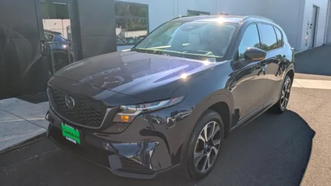 Photos of 2026 Mazda CX-5 2.5 S Preferred for sale in Gladstone, OR at Mazda of Gladstone