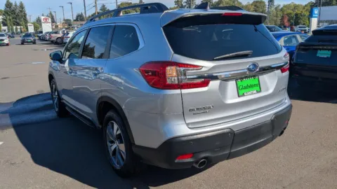 More photos of 2025 Subaru Ascent Premium at Mazda of Gladstone, OR
