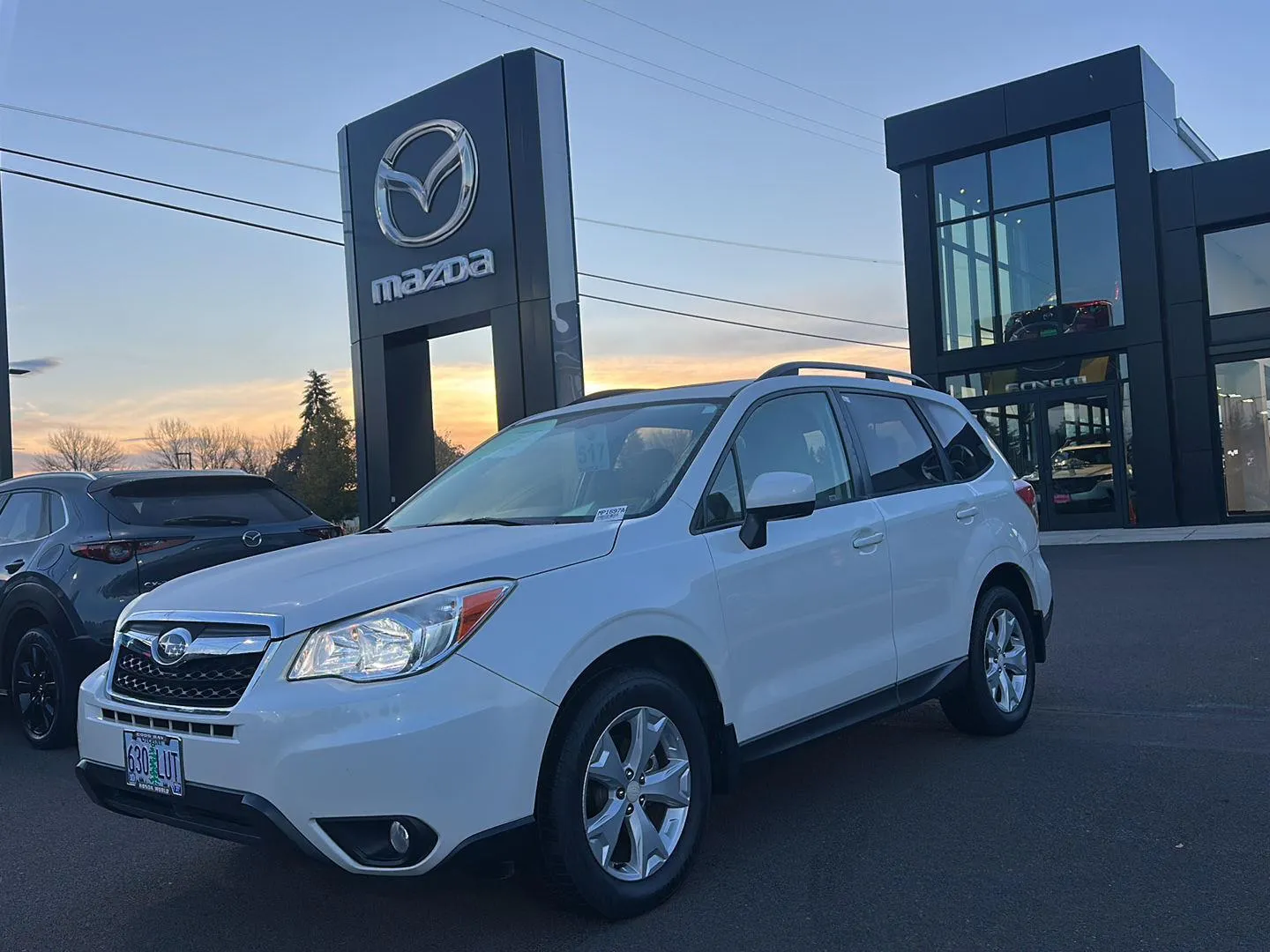 White 2016 Subaru Forester 2.5i Premium for sale in Gladstone, OR