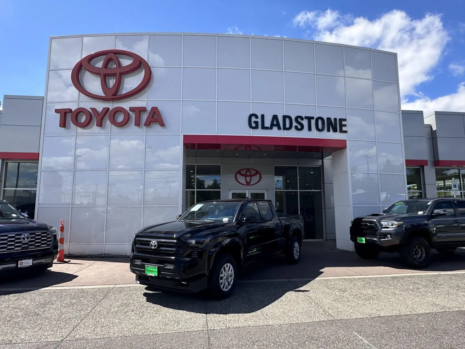 Black 2026 Toyota Tacoma SR5 for sale in Gladstone, OR
