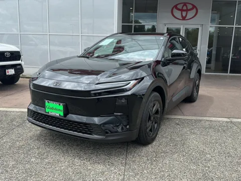 Photos of 2026 Toyota C-HR SE for sale in Gladstone, OR at Toyota of Gladstone