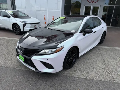 Photos of 2018 Toyota Camry XSE V6 for sale in Gladstone, OR at Toyota of Gladstone
