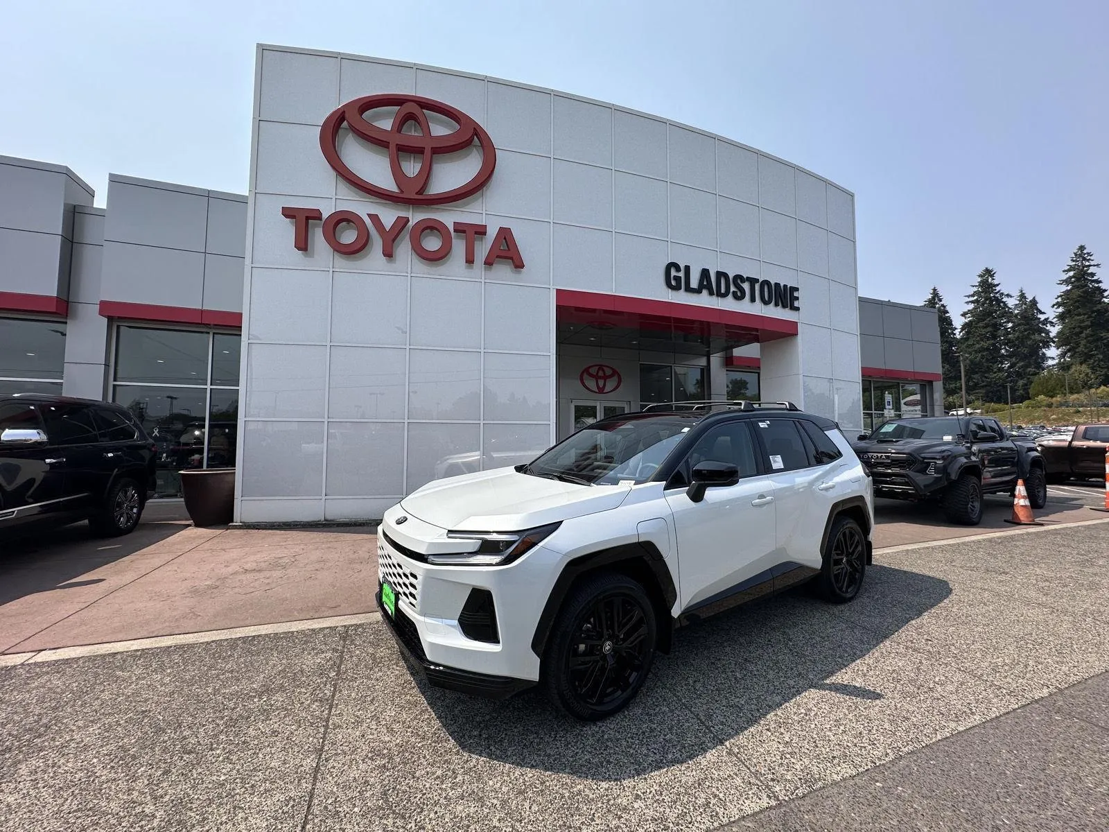 Black 2026 Toyota RAV4 Plug-In Hybrid XSE for sale in Gladstone, OR