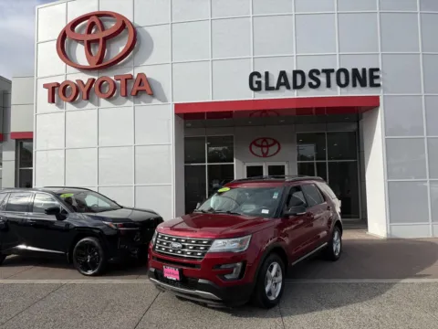 Red 2016 Ford Explorer XLT for sale in Gladstone, OR
