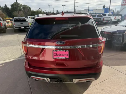 More photos of 2016 Ford Explorer XLT at Toyota of Gladstone, OR