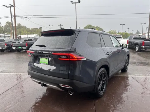 More photos of 2026 Toyota Grand Highlander Hybrid MAX Platinum at Toyota of Gladstone, OR