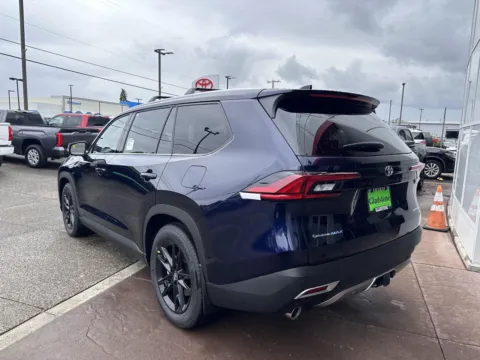 Another view of 2026 Toyota Grand Highlander Hybrid MAX Platinum for sale in Gladstone, OR at Toyota of Gladstone