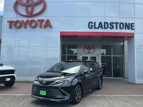 Black 2026 Toyota Sienna Platinum for sale in Gladstone, OR