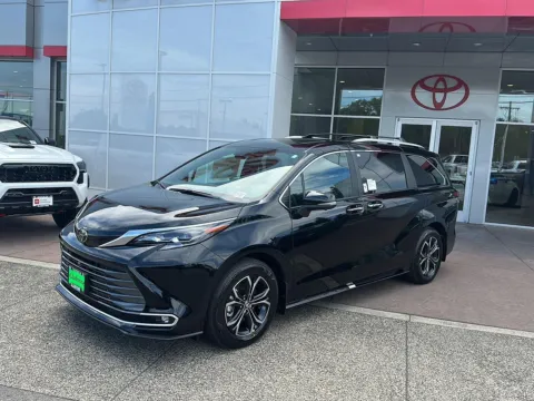 Photos of 2026 Toyota Sienna Platinum for sale in Gladstone, OR at Toyota of Gladstone