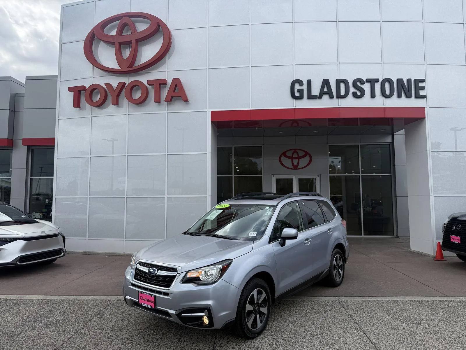 Silver 2017 Subaru Forester Limited for sale in Gladstone, OR