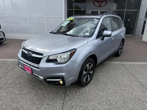 Photos of 2017 Subaru Forester Limited for sale in Gladstone, OR at Toyota of Gladstone