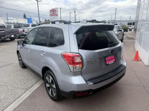 More photos of 2017 Subaru Forester Limited at Toyota of Gladstone, OR