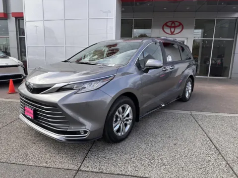 Photos of 2026 Toyota Sienna Limited for sale in Gladstone, OR at Toyota of Gladstone