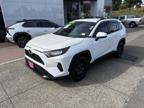Photos of 2020 Toyota RAV4 LE for sale in Gladstone, OR at Toyota of Gladstone
