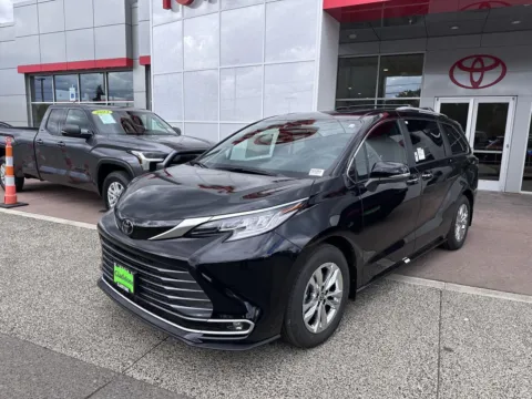 Photos of 2026 Toyota Sienna Limited for sale in Gladstone, OR at Toyota of Gladstone