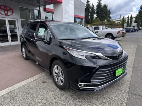 More photos of 2026 Toyota Sienna Limited at Toyota of Gladstone, OR