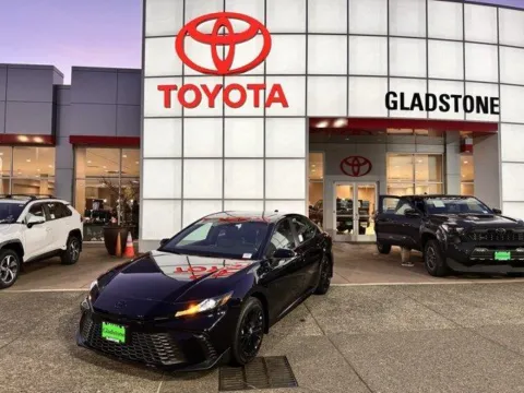 Black 2026 Toyota Camry SE for sale in Gladstone, OR