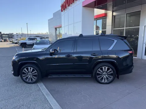 Another view of 2026 Lexus LX 700h Luxury for sale in Gladstone, OR at Toyota of Gladstone
