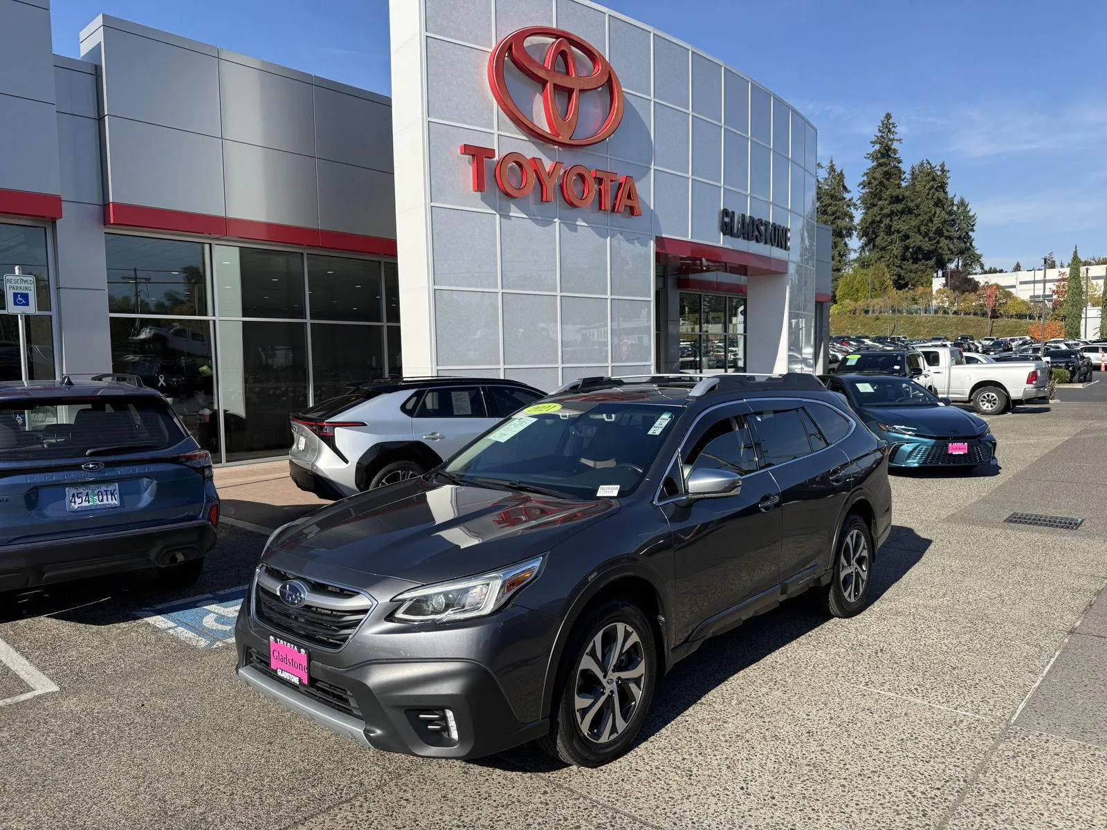 Gray 2021 Subaru Outback Touring XT for sale in Gladstone, OR