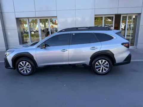 Another view of 2024 Subaru Outback Premium for sale in Gladstone, OR at Toyota of Gladstone