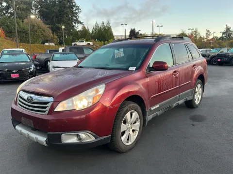 Red 2012 Subaru Outback 3.6R Limited for sale in Gladstone, OR
