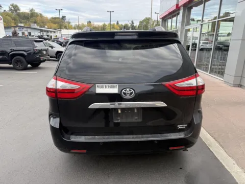 More photos of 2017 Toyota Sienna Limited at Toyota of Gladstone, OR